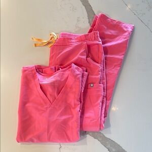 Pink Figs Scrub Set - Size Medium